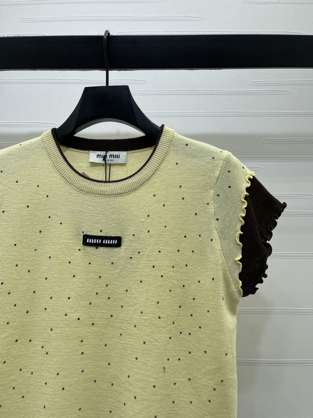 Women's short sleeves